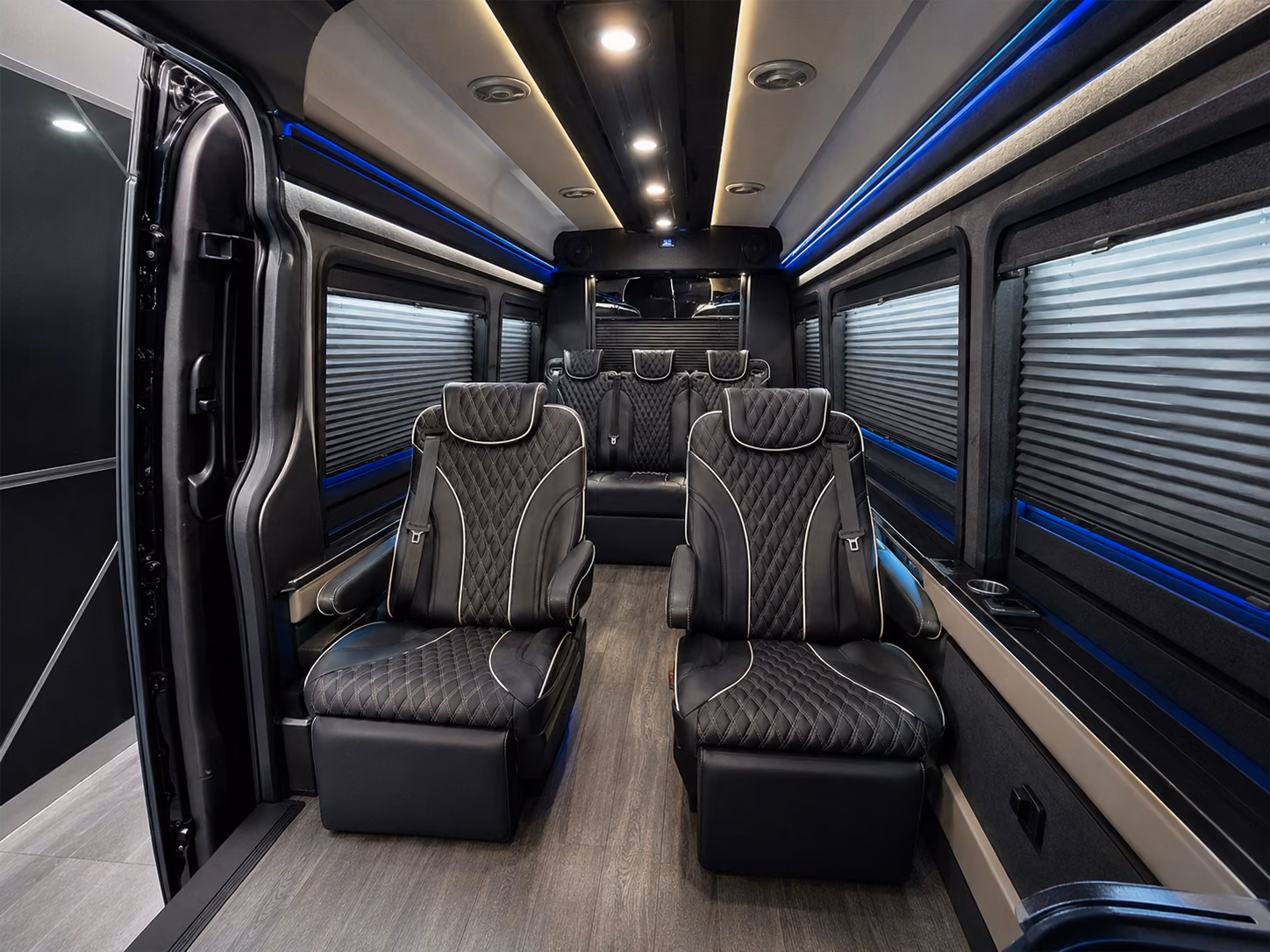 lynchburgcharterbuscompany com makes it easy to arrange wedding guest airport shuttles in lynchburg